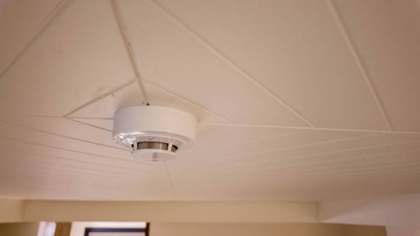 first alert smoke detector beeping