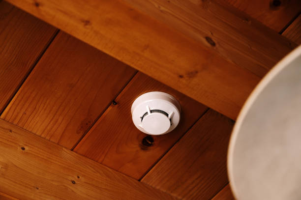 first alert smoke detector beeping