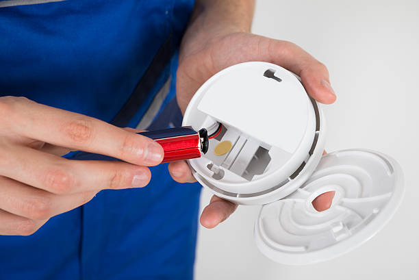 smoke detector beeps with new battery