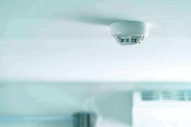 smoke detector beeping every 30 seconds
